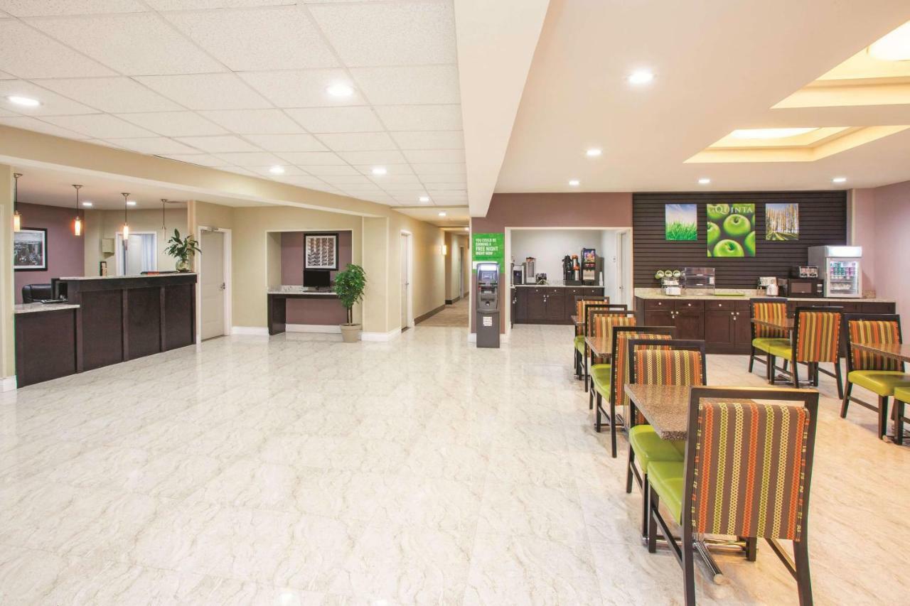La Quinta Inn & Suites Far Rockaway - Beach Hotel New York Dış mekan fotoğraf
